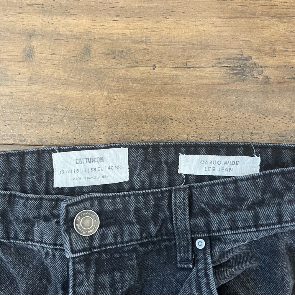 Baggy Cotton-On Black Wide Leg Woman Cargo Jeans - Picture 2 of 5